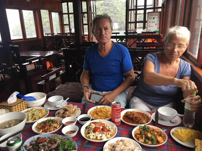 Food & Drinks 5, Nam Phuong Hotel, Cát Hải