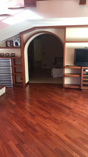 Others 5, Villa Grinaldi, Bari