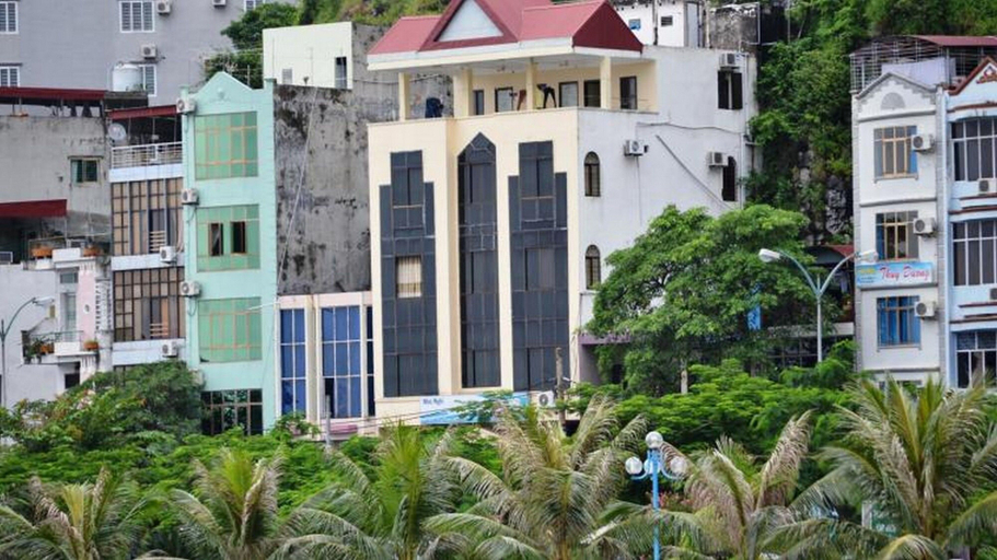 Exterior & Views 2, Nam Phuong Hotel, Cát Hải