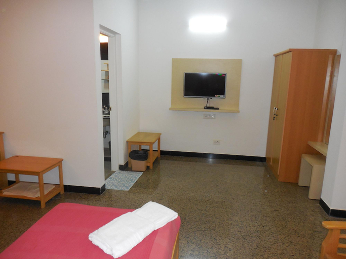 Bedroom 2, Saiacs Convention Resort, Bangalore