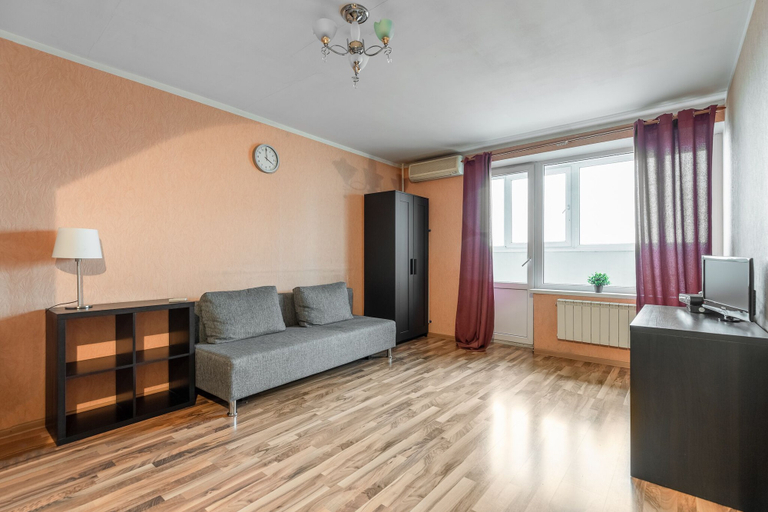 Others 4, Apartment on Rizhskaya, North-Eastern