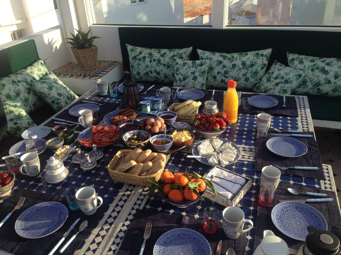 Food & Drinks 5, Kasbah Rose, Tanger-Assilah