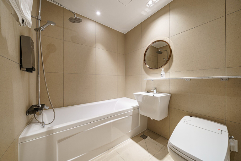 Bathroom 4, Brown-Dot Hotel Geomdan, Gimpo