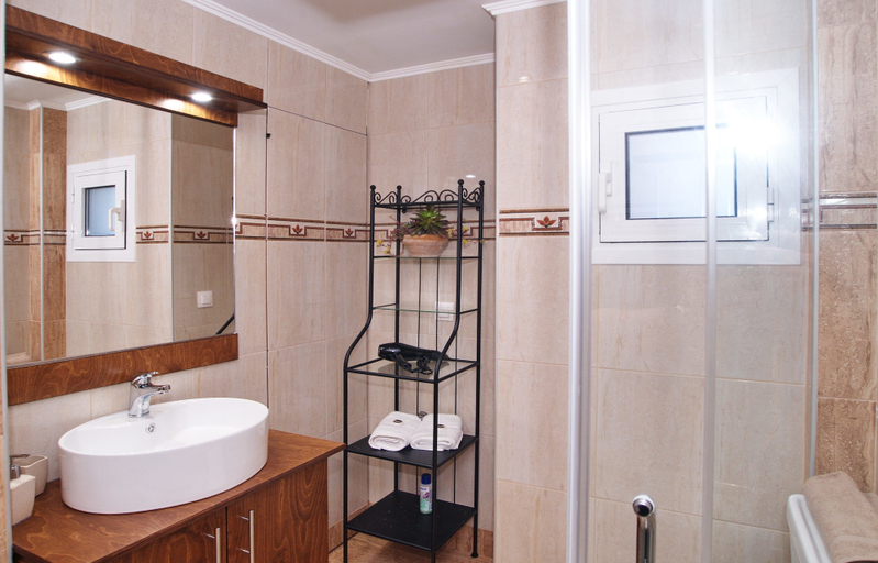 Bathroom 4, Corfu Villa Potamaki, Ionian Islands