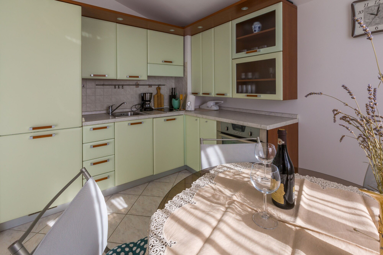 Others 4, Apartment Zrinko, Crikvenica