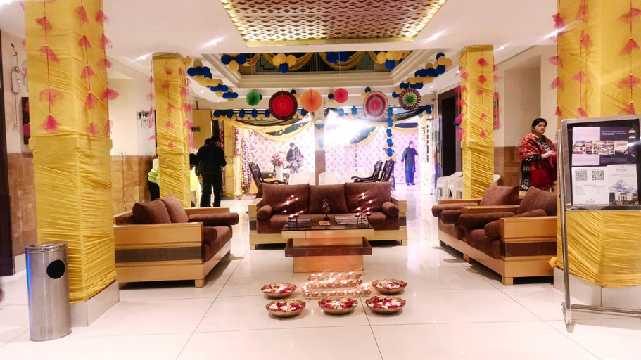 Public Area 2, Brinjal Hotels, Haridwar, Dehradun