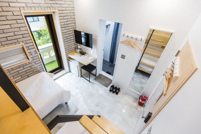 Bedroom 2, BAROATO 2nd, Mapo