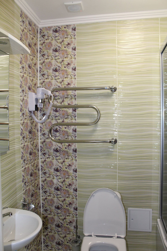 Bathroom 3, Hotel Bug Brest, Brest