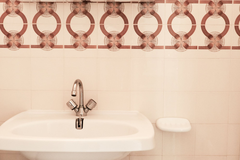 Bathroom 4, Creste e Mare, Corse-du-Sud