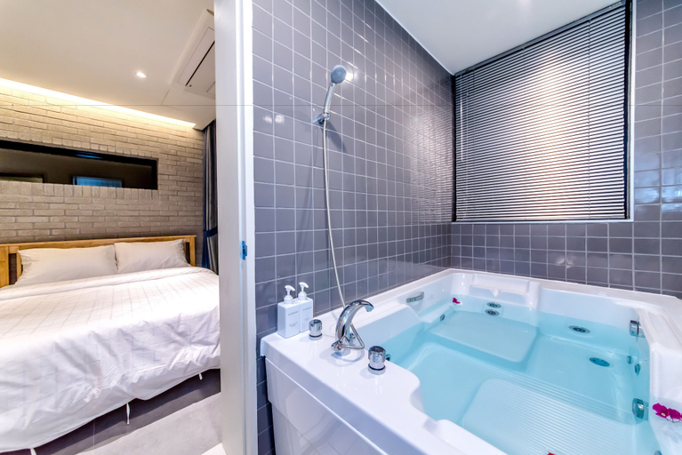 Bathroom 5, Donnaekohill Resort, Seogwipo
