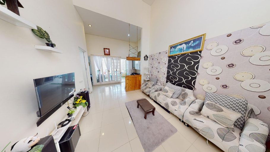 Interior view, Villa Pondok Ima / private pool + wifi +android tv, Malang