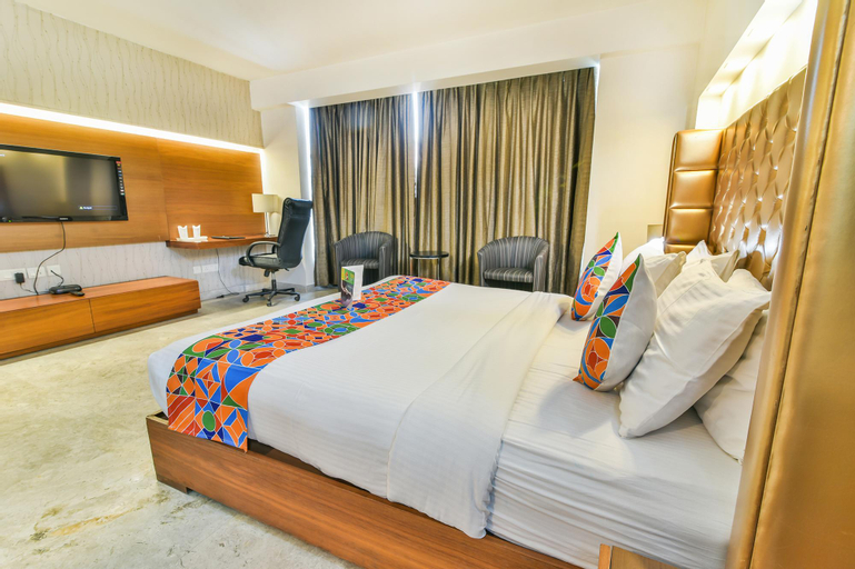 Bedroom 3, FabHotel Prime Sage, West