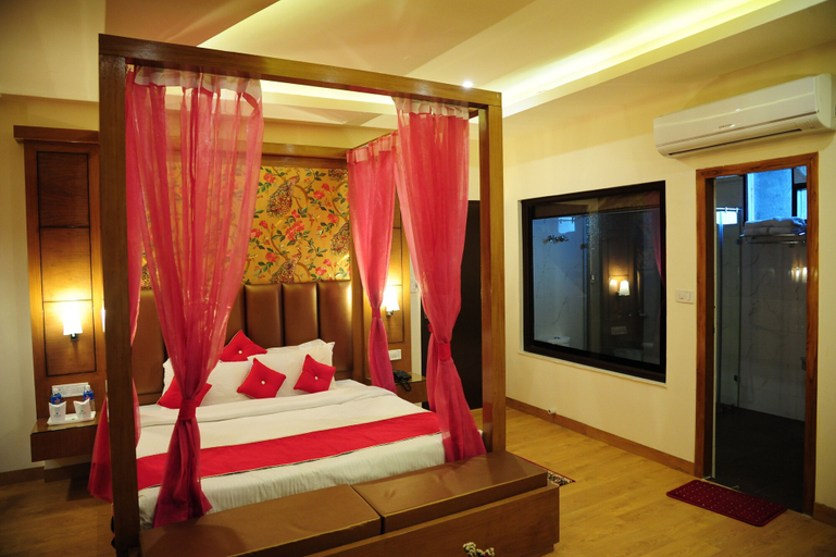 Bedroom 2, The Grand Sharan, Reasi