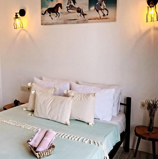 Bedroom 3, Alacati Umitev Hotel, Çeşme
