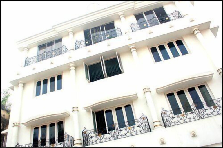 Exterior & Views, Georgian Inn, Kolkata
