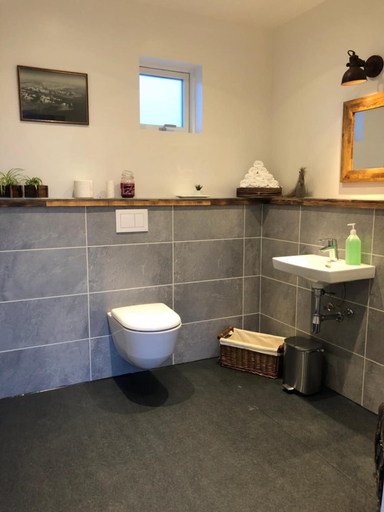 Bathroom 3, Hrafnavellir Guest House, Sveitarfélagið Hornafjörður