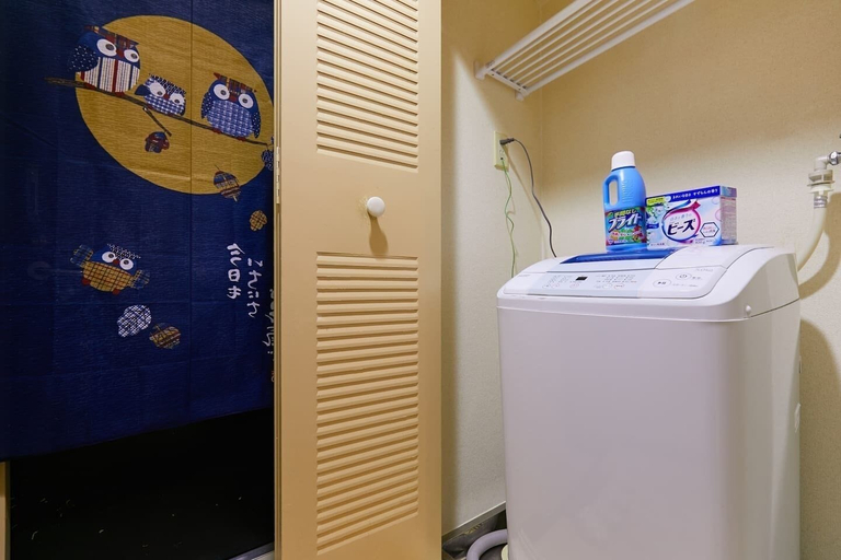 Bathroom 3, Nishishinjuku Hana Apartment, Nakano City