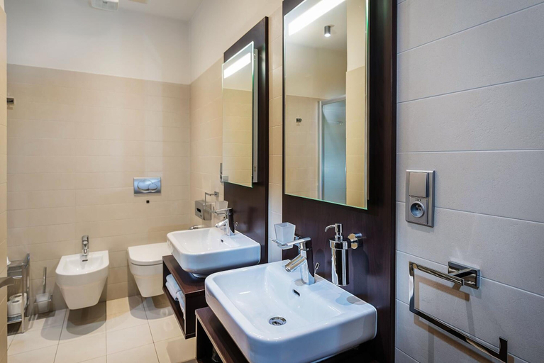 Bathroom 4, Hotel Villa Bianca, Liptovský Mikuláš