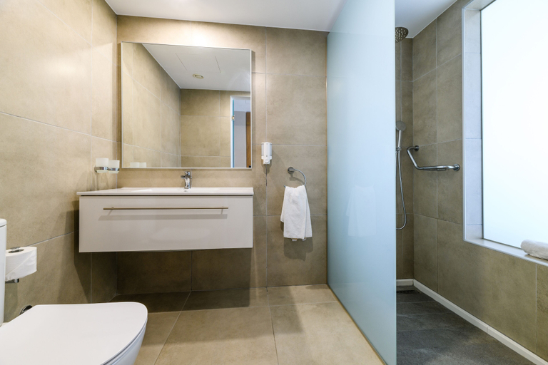 Bathroom 4, Tasia Maris Seasons Hotel - Adults Only