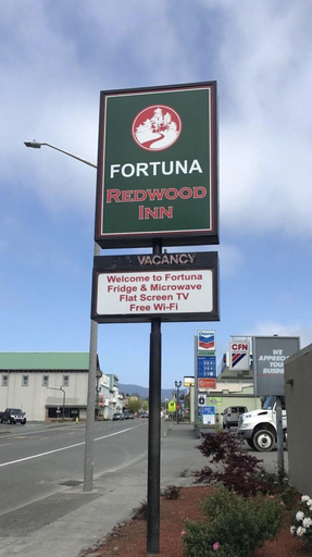 Exterior & Views 2, Fortuna Redwood Inn, Humboldt