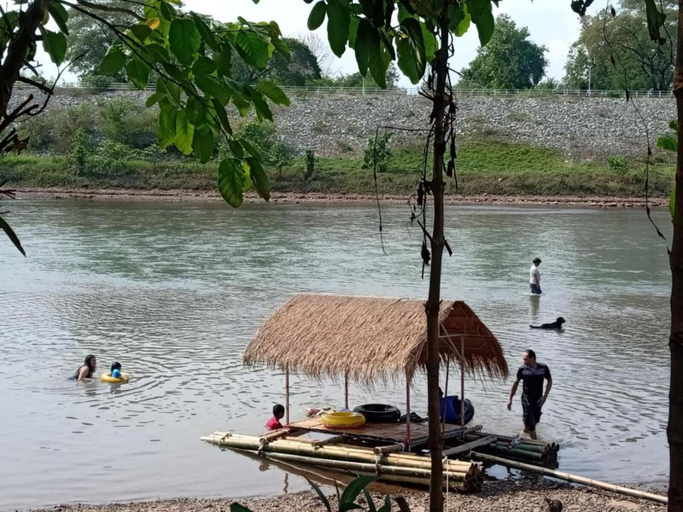 Others 3, House by The River Nan, Muang Uttaradit
