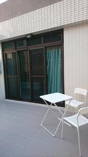 Others 4, Cat Nap, Yilan