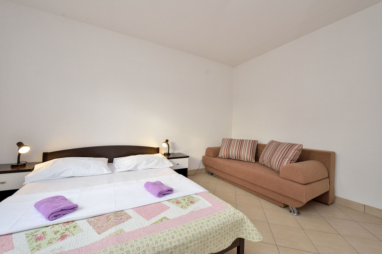 Bedroom 2, Villa Antonio, Pakoštane