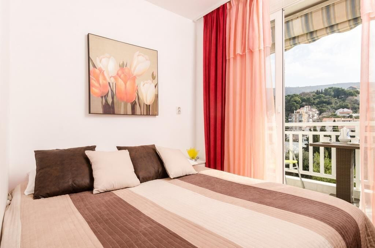 Bedroom 2, Apartment Nina, Dubrovnik