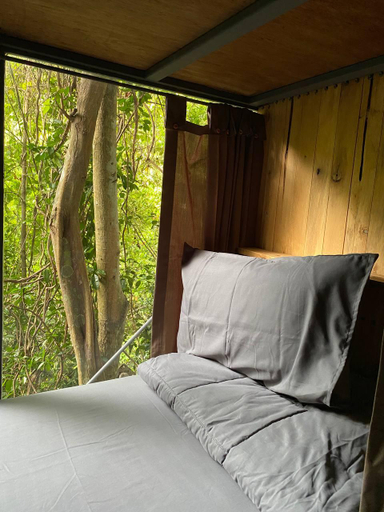 Bedroom, Warehouse Hostel , Ko Phangan