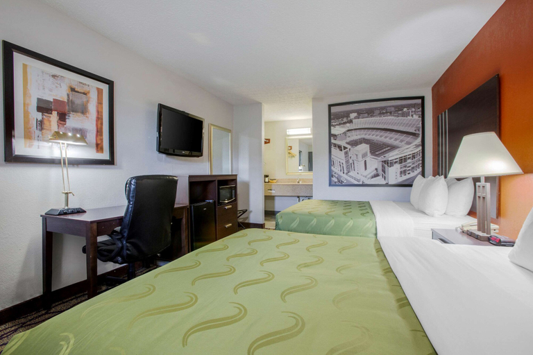 Bedroom 2, Quality Inn Columbus - East, Franklin