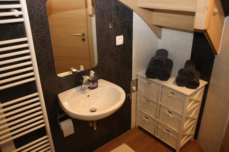 Bathroom, SKI Apartments Aurora, Cerklje na Gorenjskem