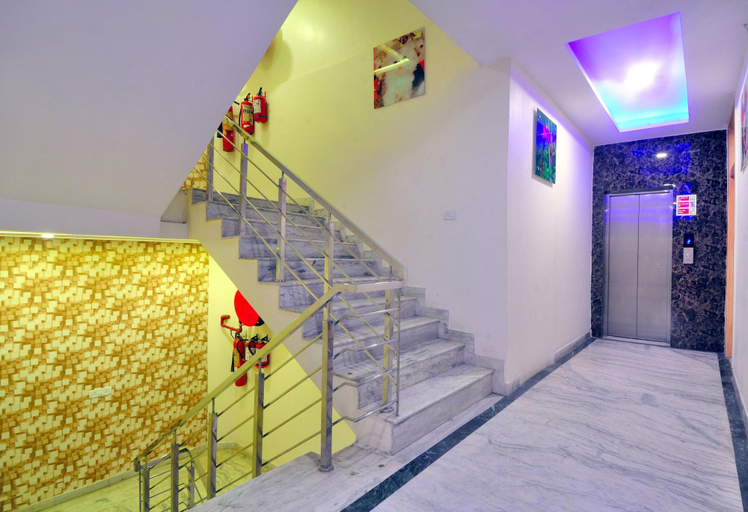 Exterior & Views, Check In Room RK Ashram, Delhi