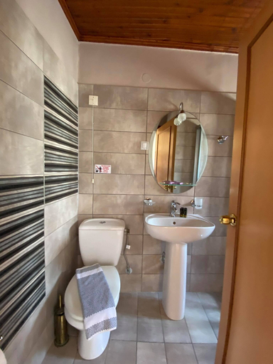 Bathroom 5, Helena Hotel, Crete