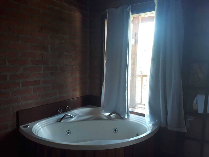 Bathroom 4, Pousada e Restaurante Recanto do Pico, Santo Antônio do Pinhal