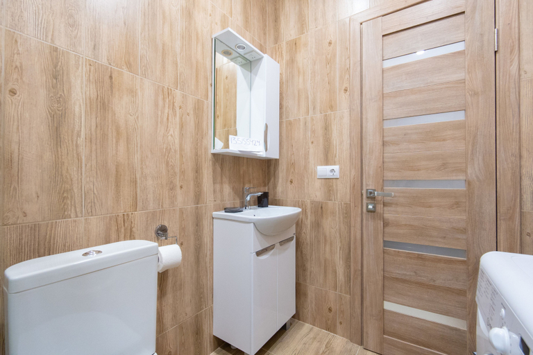 Bathroom 3, More Apartments na GES 5 - 4, Sochi gorsovet