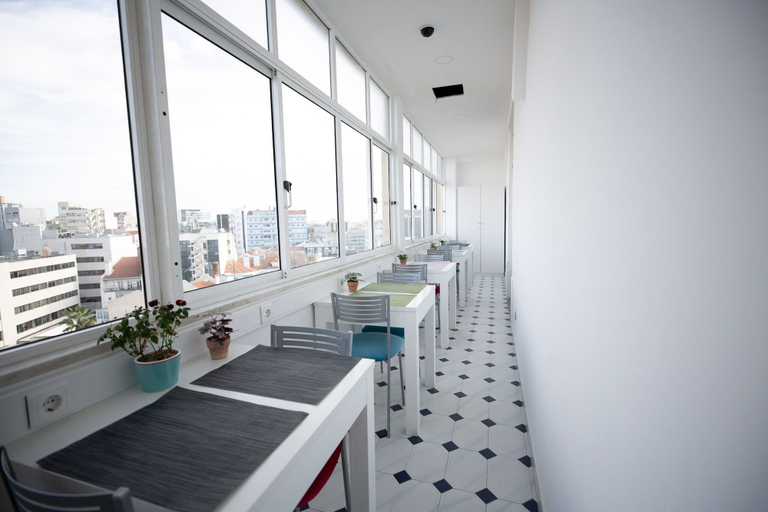 Food & Drinks, Inn - Chiado Boulevard Guest House, Lisbon