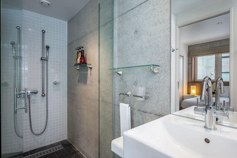 Bathroom 3, Kitanishi 2 by H2 Life, Kutchan