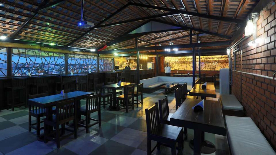 Food & Drinks 1, Hotel Abhimaani Vasathi, Bangalore