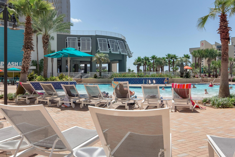 Food & Drinks 5, Laketown Wharf by Book That Condo, Bay
