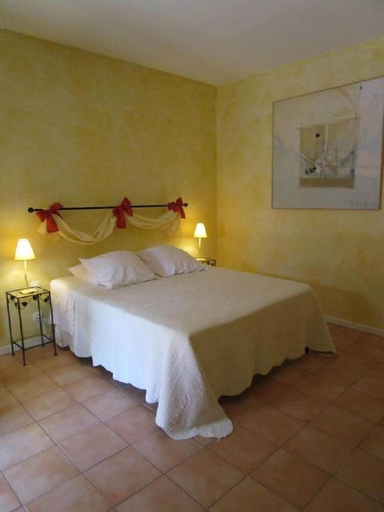 Bedroom 5, L'Olivier, Gard