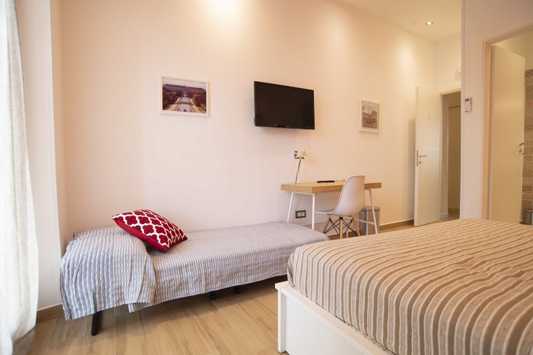 Bedroom 3, Vanvitelli Domus, Napoli