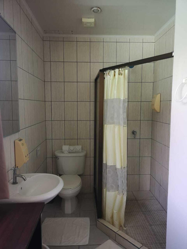 Bathroom 5, Hotel Playa Bonita, Limón
