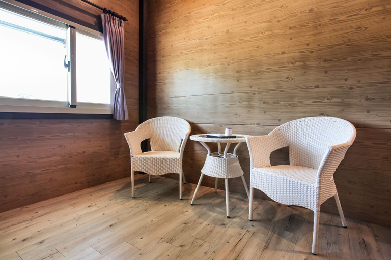 Others 4, Dream House, Pingtung