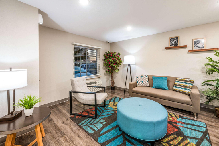 Public Area 3, WoodSpring Suites Columbus West - Hilliard, Franklin