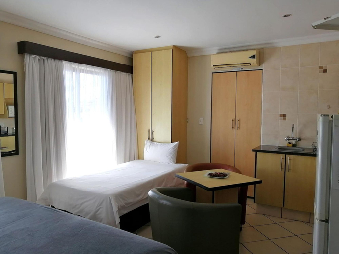 Bedroom 3, Seagull Lodge, Uthungulu