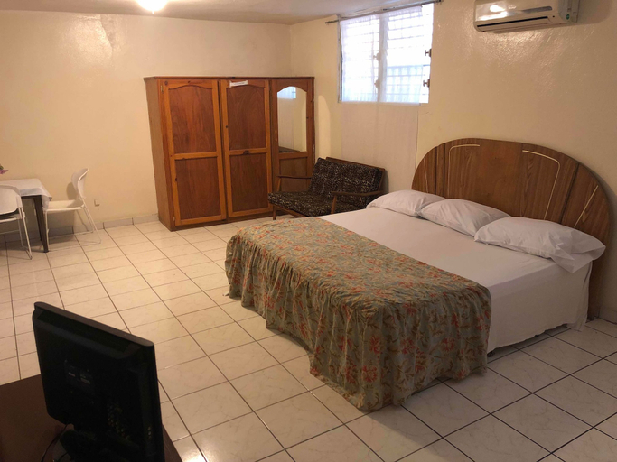 Bedroom 3, Detente Du Cacique Villa Hotel, Port-au-Prince