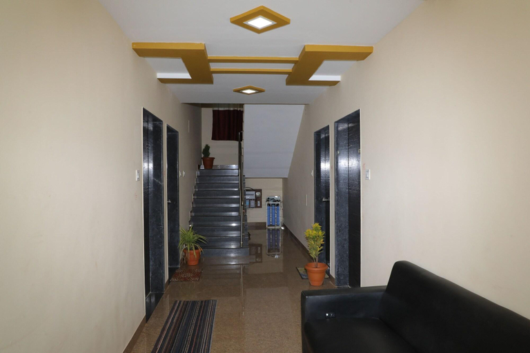 Public Area 4, The Lavin Valley, Satara