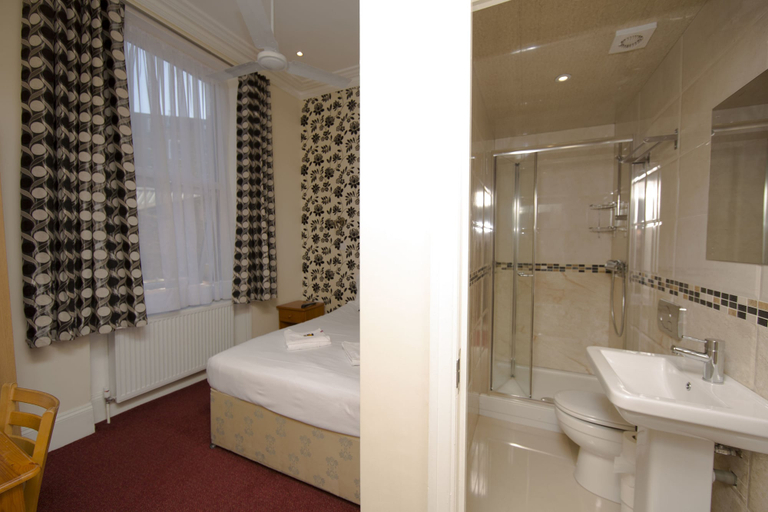 Bathroom 4, Saba Hotel London, London