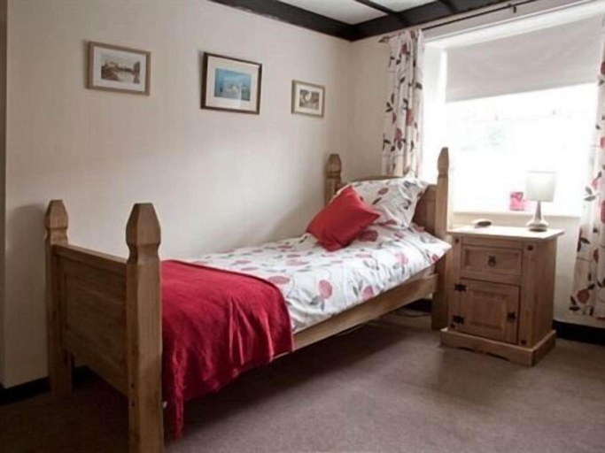 Bedroom 2, The Blue Boar Inn, Norfolk