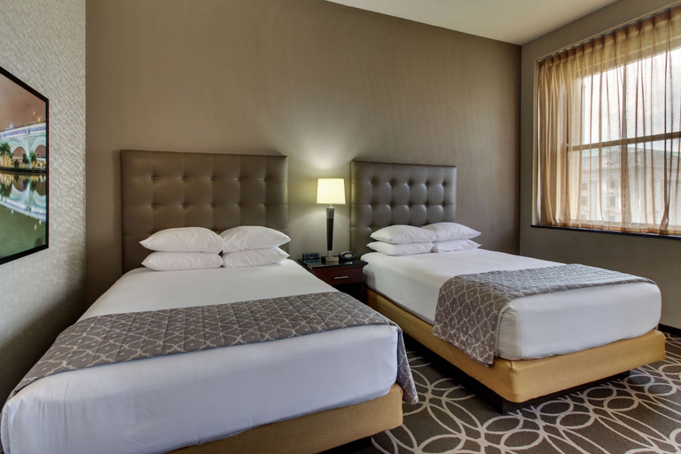 Bedroom 3, Drury Plaza Hotel Cleveland Downtown, Cuyahoga